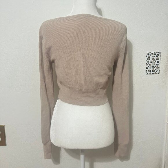beige tan nude zara cropped cardigan sweater size M • good preowned condition wi - Picture 4 of 9